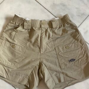 Aftco khaki shorts size 30